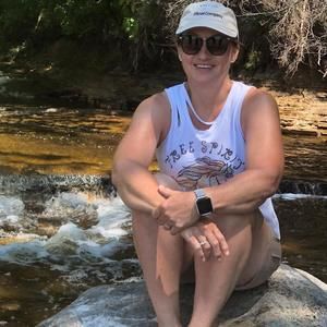 Meet your Posher, Beverly